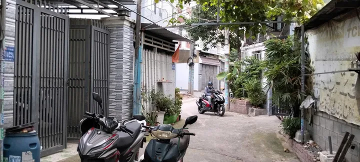 Bán Nhà riêng 65m2 có sẵn 65 m2 thổ cư giá 4.5 tỷ tại - Chọn - Phường Linh Xuân Thành phố Thủ Đức TP. Hồ Chí Minh