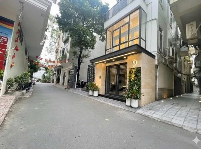 Bán Nhà riêng 55m2 có sẵn 55 m2 thổ cư giá 24 tỷ tại Đường Cầu Giấy Phường Nghĩa Đô Quận Cầu Giấy Hà Nội