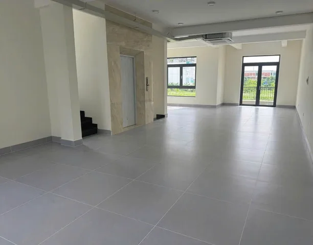 BDS HVL Cho thuê villa văn phòng 2 mặt tiền khu trung tâm hành chính quận 2, phường Thạnh Mỹ Lợi, Nhà mới hoàn thiện chưa qua sử dụng