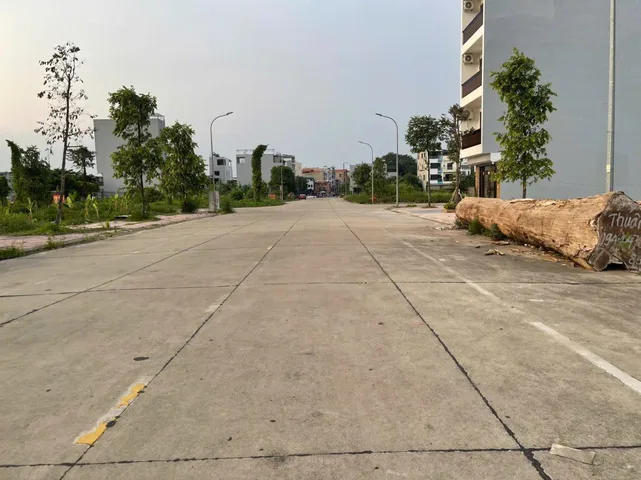 Bán Đất 100m2 có sẵn 100 m2 thổ cư giá 6.1 tỷ tại - Chọn - Xã Phù Khê Thị xã Từ Sơn Bắc Ninh