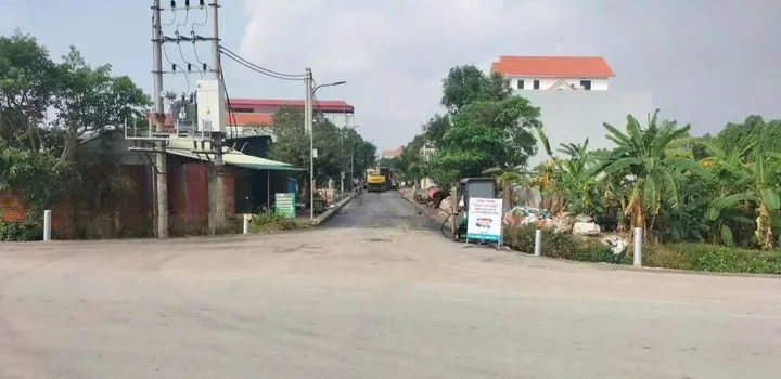 Bán Lô 50m2 Tại Đông Mai, Lạc Đạo, Chỉ nhỉnh 2.x Tỷ, Ô Tô Vào Tận Nhà: 0835459289