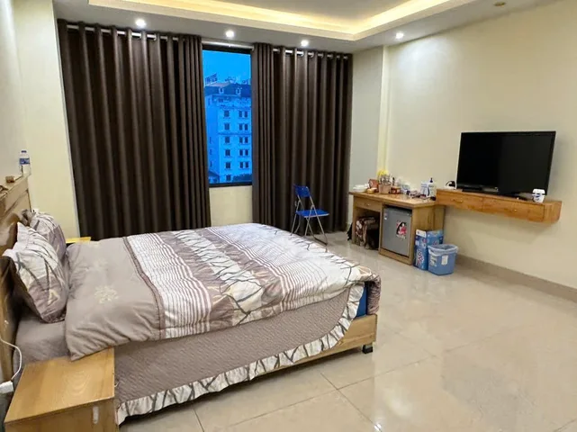 🦌🦌 Khách sạn 7 Tầng Lô Góc 
👋👋 Nhìn vườn hoa hòa đình Võ Cường Bắc Ninh  
🦒🦒Nhà có 20 phòng khép kín . 
Phòng cháy chữa cháy đầy đủ
Diện tích: 111.3 m2 ; mặt tiền Rộng 6.8 m