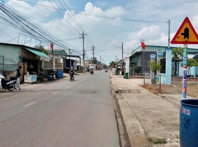 Bán Đất 300m2 có sẵn 120 m2 thổ cư giá 650 triệu tại Đường Xã Minh Thắng Xã Minh Long Thị xã Chơn Thành Bình Phước