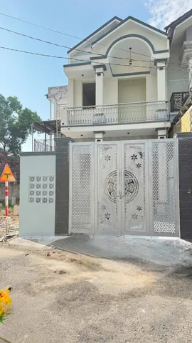 Nhà trệt lầu mái thái đẹp Hiệp An cũ (phường Phú An-TP.HCM) mt nhựa Đx 6m thông sát bên UBND phường Phú An mới,gần KDL Đại Nam