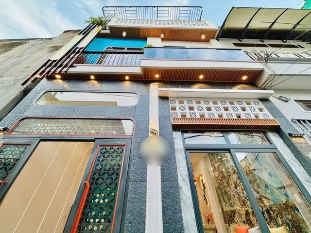 (SÁT MẶT TIỀN LÊ ĐỨC THỌ) HẺM XE BA GÁC - 5.x TỶ - 5.6x9m (42m²) - 3 TẦNG BTCT MỚI, FULL NỘI THẤT