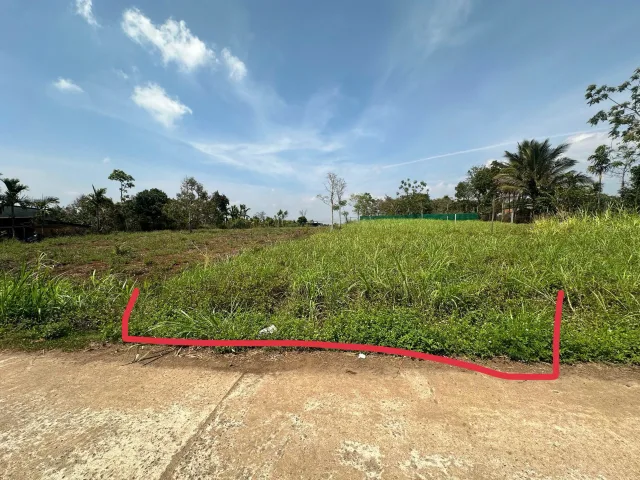 Bán Đất 353m2 có sẵn 100 m2 thổ cư giá 570 triệu tại Xã Ea Drông Thị xã Thị Xã Buôn Hồ Đắk Lắk