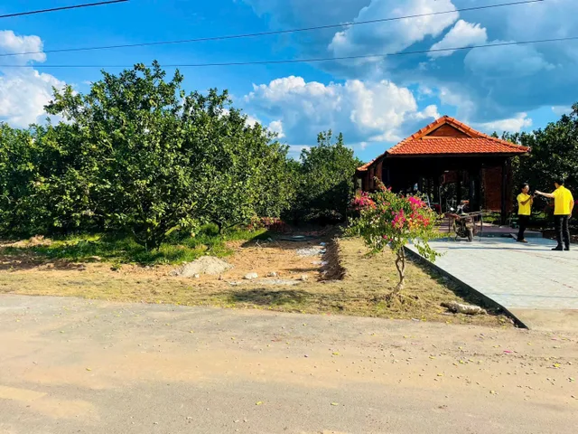 Đất sẵn nghỉ dưỡng 1.500m2 - sẵn thổ cư, giá 900 triệu