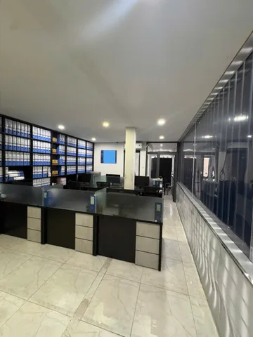 Bán nhà mặt phố tại Phan Văn Trường, 33 tỷ, 41.1m2, 4 tầng, pháp lý đầy đủ