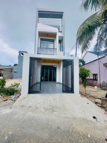 Nhà đẹp mới 1 trệt 2 lầu trung tâm Phú Lợi (phường Phú Lợi-TP.HCM) nhánh Nguyễn Bình gần KDC HT2-KDC HT3-KDC Phúc Đạt,sau ĐH.Bình Dương nhựa oto né nhau