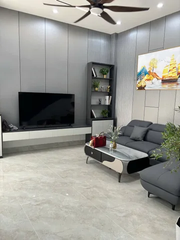 BÁN NHÀ 3T MỚI KENG KIỆT TIỂU LA,GẦN ĐƯỜNG CHÍNH ,150M2 SD 3PN SÂN XE RỘNG, CHỈ 5.X TỶ