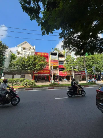 NHÀ MẶT TIỀN KINH DOANH CỘNG HÒA – TRỤC THƯƠNG MẠI SẦM UẤT – 5 TẦNG – 109M² – CHỈ 39.9 TỶ