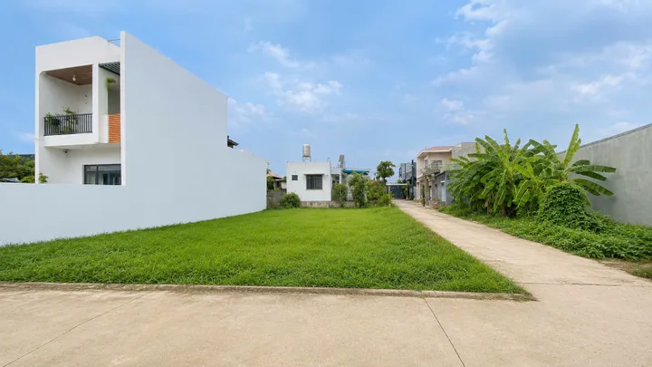 🔥Bán lô đất góc 2 mặt tiền 6x25m sổ riêng thổ cư