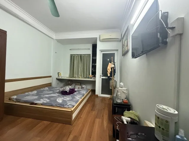 Đội Cấn 30m2 x 3,7MT - oto lùi cửa - ngõ cực rộng - Sổ vuông , ss Ở Ngay !!!