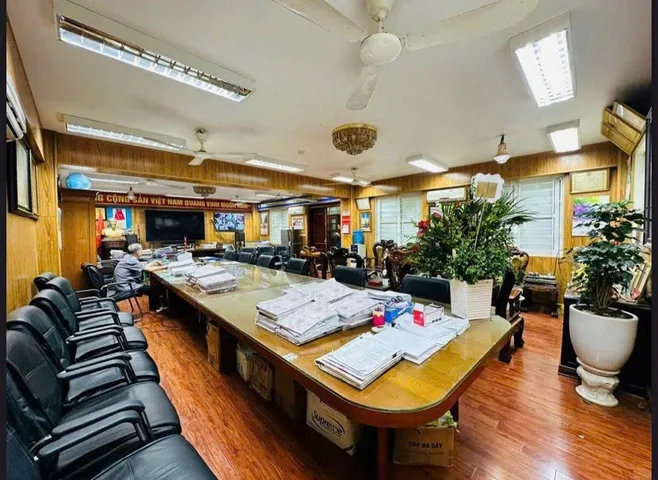 CHỦ NGỘP BANK,HẠ CHÀO 9 TỶ, TRUNG TÂM NGOẠI GIAO ĐOÀN+ CV HOÀ BÌNH+CIPUTRA+ 126M2 + 7 Tầng + MặT TIỀN 8,4 M, GIÁ CHÀO =52 TỶ