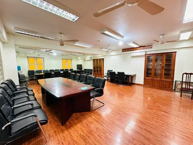 CHỦ NGỘP BANK,HẠ CHÀO 9 TỶ, TRUNG TÂM NGOẠI GIAO ĐOÀN+ CV HOÀ BÌNH+CIPUTRA+ 126M2 + 7 Tầng + MặT TIỀN 8,4 M, GIÁ CHÀO =52 TỶ