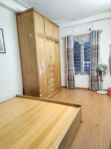 Bán Nhà riêng 40m2 có sẵn 40 m2 thổ cư giá 7.2 tỷ
Lh 0377224604