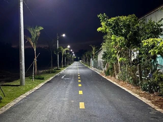 Chủ gửi bán 1 lô 4 nền liền kề! Mới tách sổ f0 nên giá còn khá mềm! Thích hợp cho AC xây trọ, kinh doanh, làm kho xưởng