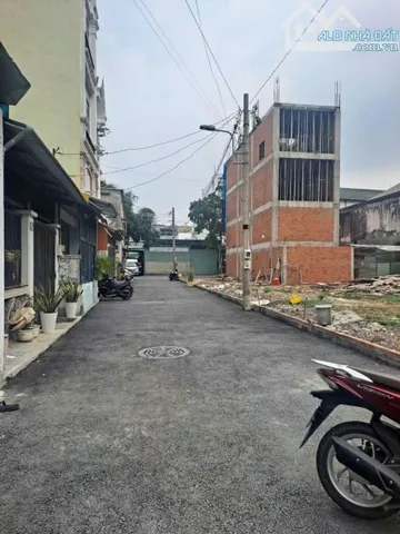 Bán Đất 80.7m2 có sẵn 80.7 m2 thổ cư giá 7.9 tỷ tại Phường 8 Quận Gò Vấp TP. Hồ Chí Minh