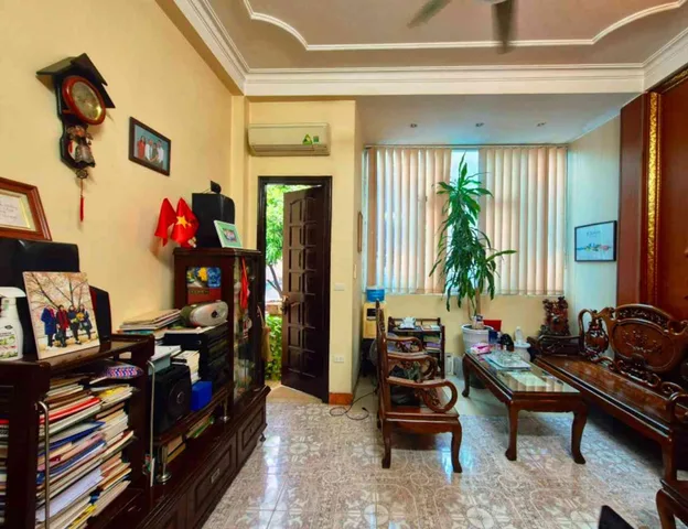 Chạm tay nhà Giáo sư Kinh Tế Quốc Dân: Vị trí hiếm Tạ Quang Bửu, ngõ thông sát phố