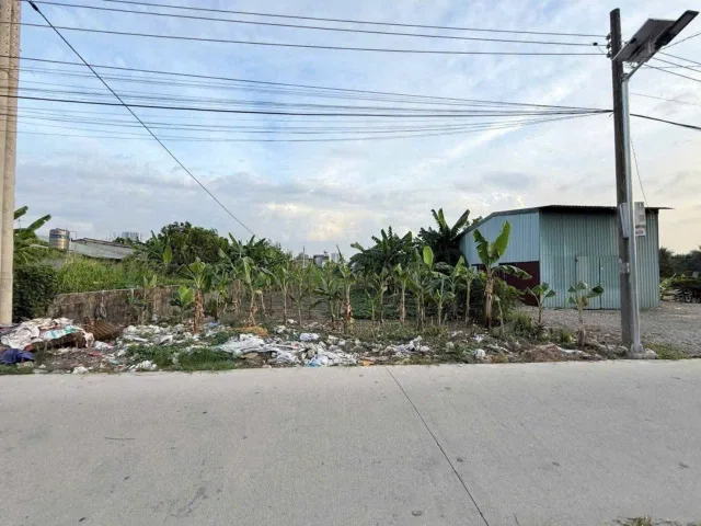 Bán Đất 176.6m2 có sẵn 115 m2 thổ cư giá 4.2 tỷ tại Đường Bình Nhâm 27 Phường Bình Nhâm Thị xã Thuận An Bình Dương