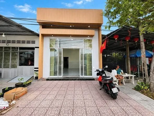 Bán Nhà riêng 75.9m2 có sẵn 41.5 m2 thổ cư giá 2.58 tỷ tại Đường Phan Văn Đáng Phường 9 Thành phố Vĩnh Long Vĩnh Long