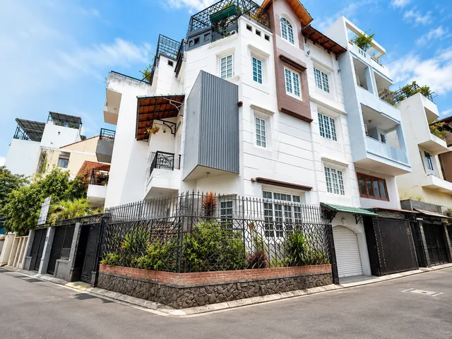 BẠCH ĐẰNG, P.2 TÂN BÌNH | LÔ GÓC HXH | GARA Ô TÔ | 74M² | GIÁ 14.5 TỶ