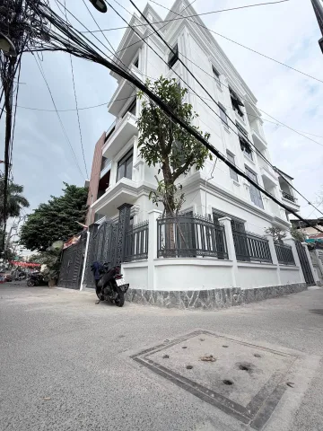 (LÔ GÓC 3 MẶT THOÁNG - 5 TẦNG THANG MÁY MỚI KEENG) QUANG TRUNG GÒ VẤP - 18 TỶ - 6.1x14m (80m²) - KIỂU BIỆT THỰ TÂN CỔ ĐIỂN, GARA Ô TÔ, SÁT BV HỒNG ĐỨC