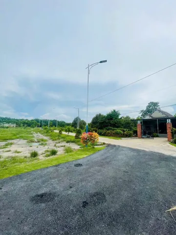 Kẹt tiền bán gấp 430m2 đất đô thị ngay KCN, dân cư đông mua bán sầm uất. Giá 470 triệu