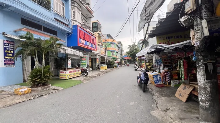 📌 (Gần Đường Quang Trung) Hẻm Ô Tô Tránh - 13.x Tỷ - 4.2x22m (88m²) - 4 Tầng Thang Máy, Đường 12m Có Vỉa Hè, Tiện Kinh Doanh