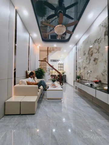 NHÀ ĐẸP LÕI BA ĐÌNH – NGỌC KHÁNH | 33,1m² × 5 TẦNG | CHỈ 9,4 TỶ