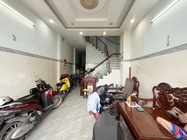 📌 (Mặt Tiền Bờ Kênh Tham Lương) - 11.7 Tỷ - 4.1x13m (54m²) - 3 Tầng 4PN, Cách Cầu Chợ Cầu 150m, Đoạn Đã Khánh Thành