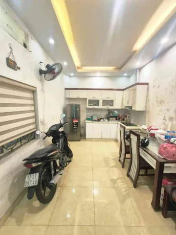 ✅ Nhà Đẹp Giảng Võ, Dân Xây, KCBT Chắc Chắn, Lô Góc, DT 38m2, 4 Tầng, SĐCC, Chủ Nhà Thiện Chí Bán