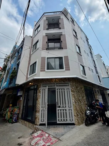 Bán nhà Huỳnh văn bánh, Phú Nhuận, dt 45m2, 5 tầng hẻm xe hơi thông, giá 11,9 tỷ