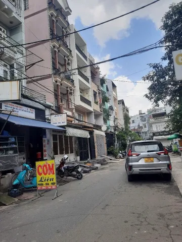 📌 (Sát Chợ Hạnh Thông Tây) Hẻm Ô Tô Tránh 8m - 10.9 Tỷ - 4.2x18m (74.3m²) - 2 Tầng 3PN, Tiện Ở Hoặc Xây Tòa Nhà CHDV