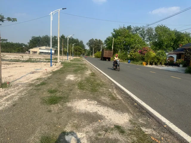 Bán Đất 400m2 có sẵn 100 m2 thổ cư giá 1tỷ tại Xã Minh Hưng Thị xã Chơn Thành Bình Phước