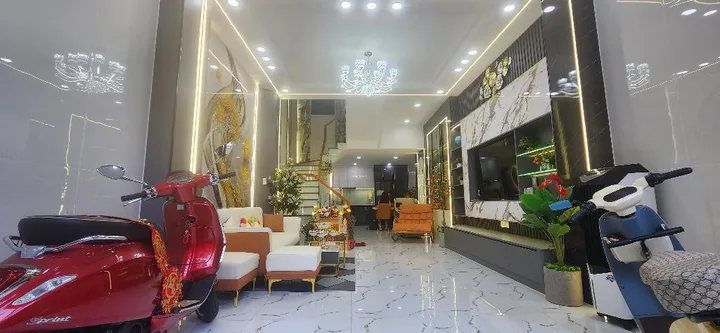 📌 (Sát Mặt Tiền Quang Trung - P.8 Gò Vấp) Hẻm Ô Tô Tránh 8m - 9.9 Tỷ - 4.45x13m (52.2m²) - 4 Tầng Lệch Tầng Đẹp, Ô Tô Ngủ Trong Nhà, Full Nội Thất, Có Phòng Xông Hơi