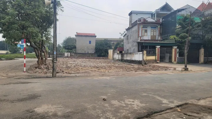 Bán gấp lô 573m2 full thổ cư tại kỳ sơn hòa bình