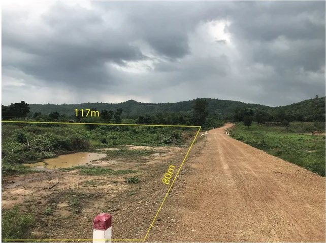 Bán 5737m2 giá chỉ 200k/m2 mặt tiền 70m đường sỏi tại Xã Sông Luỹ, Lâm Đồng. Trước đường sau là sông.