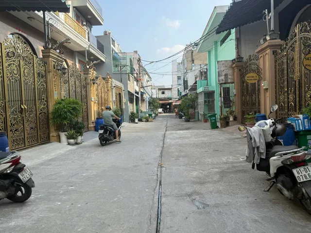 SIÊU CHDV- PHAN ANH TÂN PHÚ- 354M2 - NỞ HẬU- SẴN DÒNG TIỀN 300 TRIỆU/ THÁNG-HXH- 5 TẦNG - THANG MÁY-