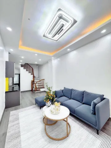 Cho thuê nhà Văn Phú 38m² 5 tầng – Ô tô tải qua nhà, 1x Tr/tháng!