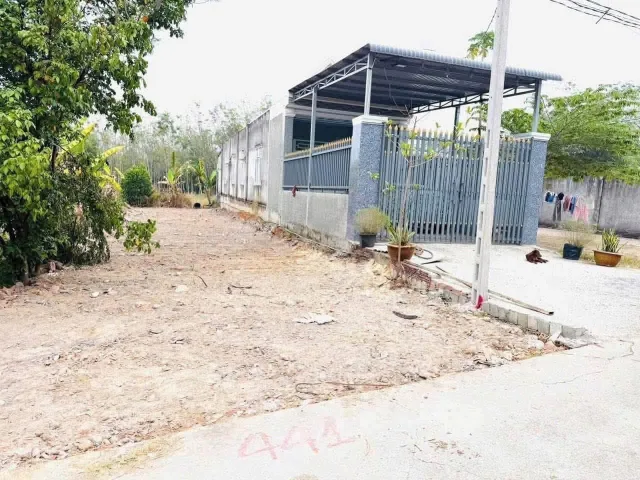 GẤP GẤP CHỦ Bán Đất 240m2 có sẵn 100 m2 thổ cư giá 530 triệu tại - Chọn - Thị trấn Chơn Thành Thị xã Chơn Thành Bình Phước