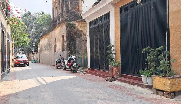 Cho thuê nhà 5 tầng THANG MÁY tại ĐÔNG NGẠC, Bắc Từ Liêm. 21 triệu/tháng. Phù hợp để ở Hộ gia đình, Văn phòng, kinh doanh onl, Trung tâm dạy học, livestream