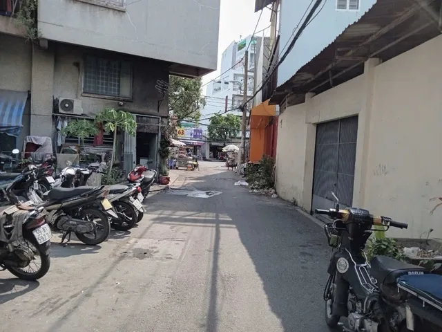 TÂN HÒA ĐÔNG  - Hẻm Xe Hơi Thông  - DT 64M2 - GIÁ 7.5 TỶ
