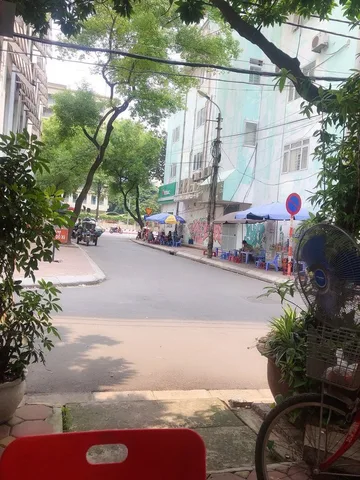 Bán Đất Mặt Phố Khương Đình. Thanh Xuân. Ô Tô. Vỉa Hè. DT 185m2. MT 7.8m. Giá 87.5 Tỷ.