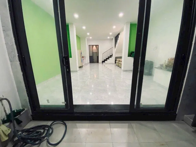 🔥 (Gần BV Hồng Đức) Hẻm xe máy - 5.x tỷ - 4.2 x 13m (56m²) - 3 Tầng, Nở Hậu 4.5m, Dòng Tiền 10Tr/Tháng 🔥