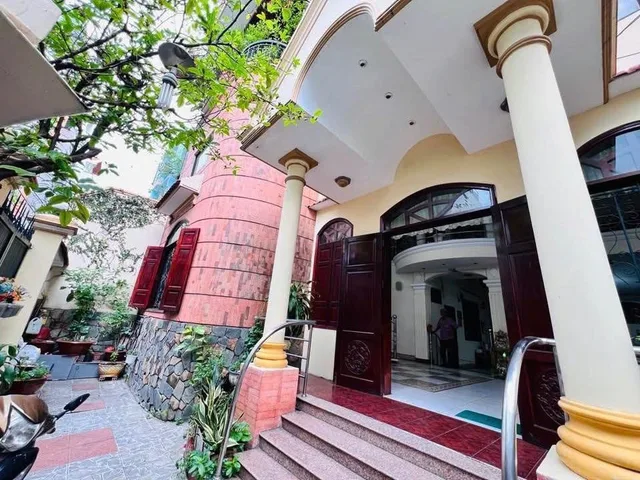 Bán Nhà riêng 210m2 có sẵn 210 m2 thổ cư giá 23 tỷ tại - Chọn - Phường 04 Quận Phú Nhuận TP. Hồ Chí Minh