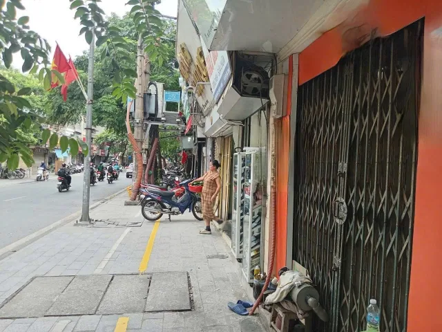 🏡 MẶT PHỐ LƯƠNG ĐỊNH CỦA – THÔNG SÀN – VỪA Ở VỪA KINH DOANH – CHỈ 20 TRIỆU/THÁNG