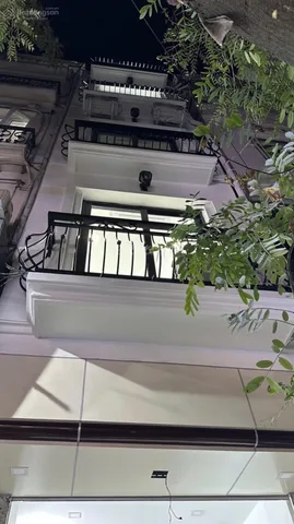 🏡 ĐỘI CẤN – MẶT PHỐ KINH DOANH – 5 TẦNG – CHỈ 18 TRIỆU/THÁNG