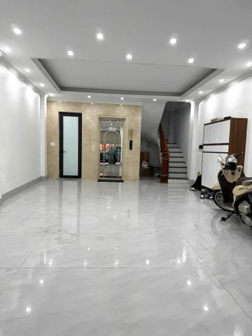 Cho thuê nhà MỚI ĐẸP, THANG MÁY, Ô TÔ Phạm Thận Duật, Cầu Giấy 50m*6 tầng giá 44 triệu