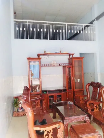cô chú lớn tuổi nhờ bán căn nhà 2 tầng 4x16m xe hơi Sổ hồng riêng công chứng ngay
